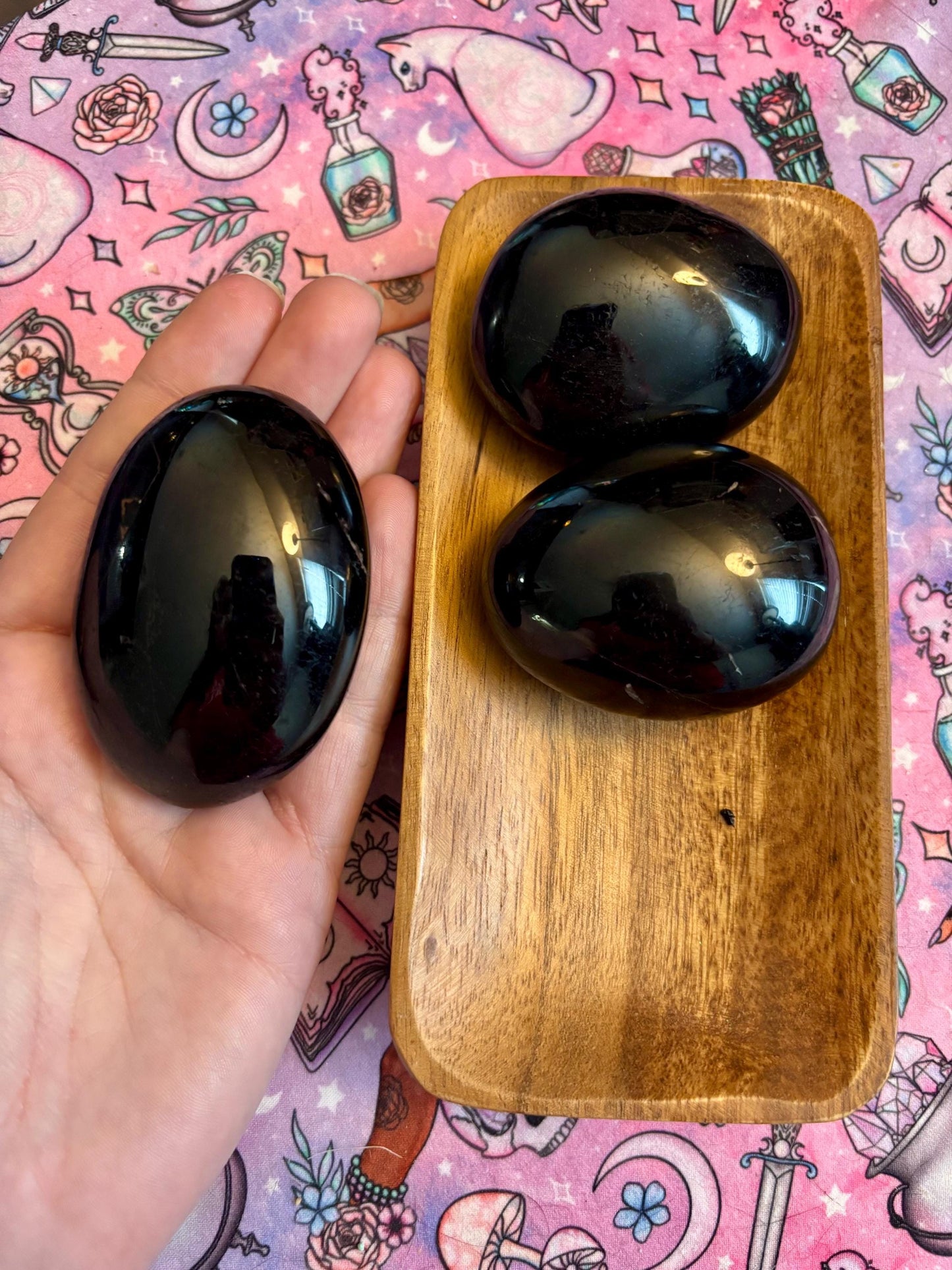 Black Tourmaline Palm Stone *  Black Tourmaline * Tumbled Stones * Crystals * Witchcraft * Tumbled Crystals * Wiccan * Pagan * Witch