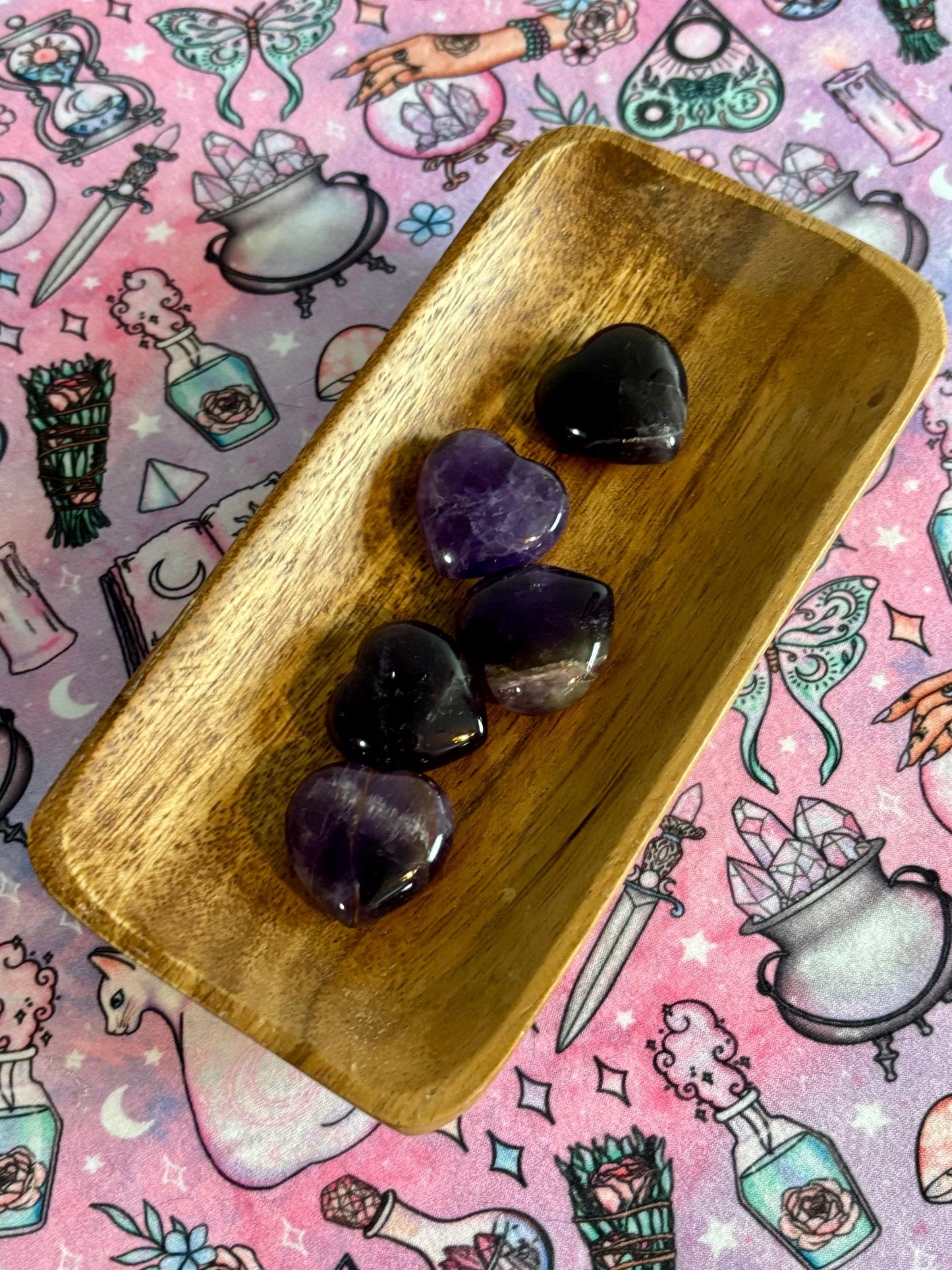 Amethyst Heart Stone *  Amethyst * Tumbled Stones * Crystals * Witchcraft * Tumbled Crystals * Wiccan * Pagan * Witch