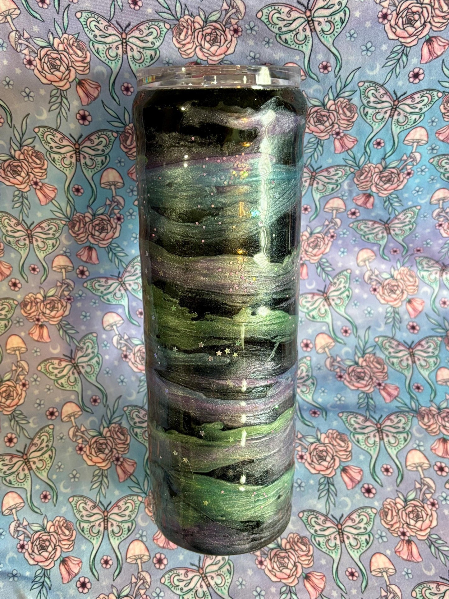Swirl Epoxy Tumbler ~ Epoxy Tumbler  ~ 30 oz. Tumbler ~ Custom Tumblers ~ Gifts~ Teacher Gift ~ Bridal Gifts ~ Birthday Gift ~ Drink Gift