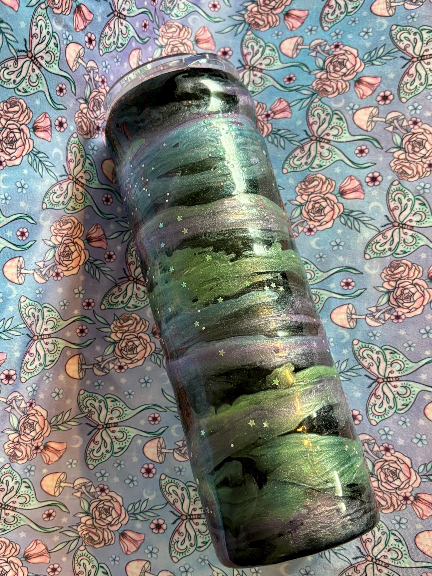 Swirl Epoxy Tumbler ~ Epoxy Tumbler  ~ 30 oz. Tumbler ~ Custom Tumblers ~ Gifts~ Teacher Gift ~ Bridal Gifts ~ Birthday Gift ~ Drink Gift
